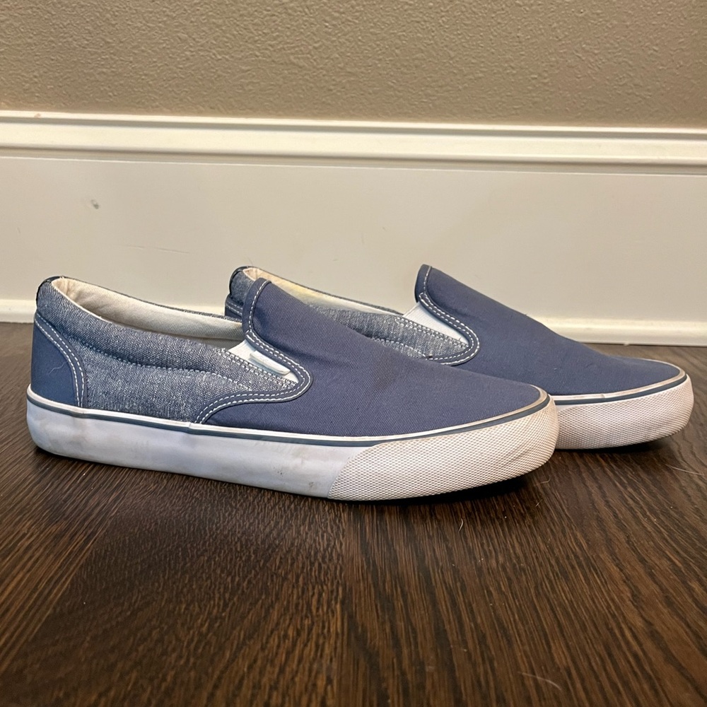 Men’s 8 dress summer slip on Blue shoes